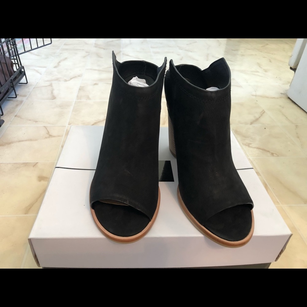 Dolce vita Noa open toe bootie